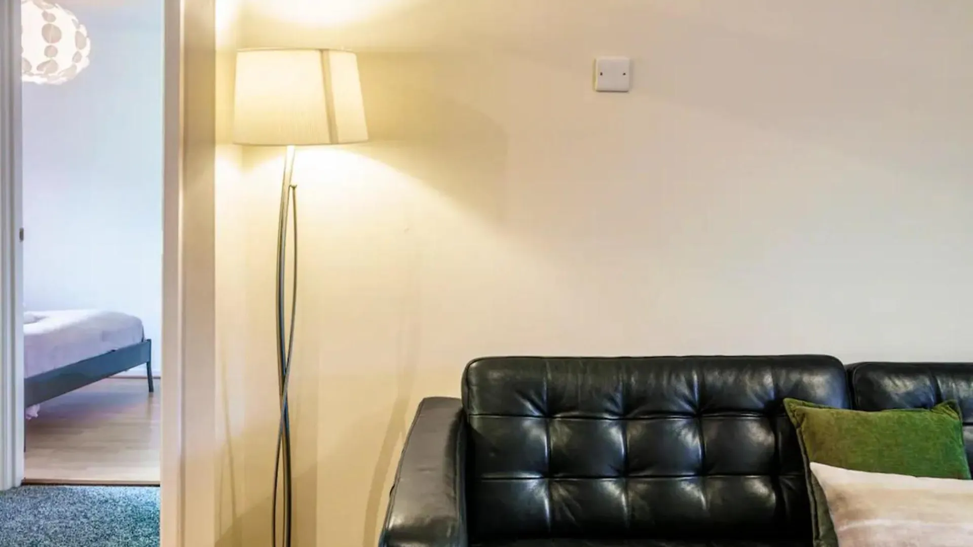 Apartment Pass The Keys City Centre Queens Uni Eateries And Bars Abound Belfast