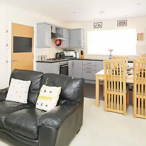 3bed/2bath Duplex - Pure Bliss Belfast